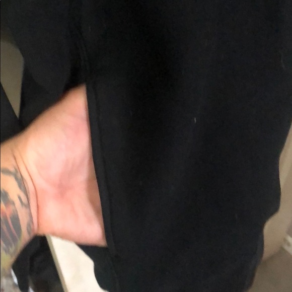 Know Wave Crewneck Sweatshirt With Pockets - Picture 3 of 3